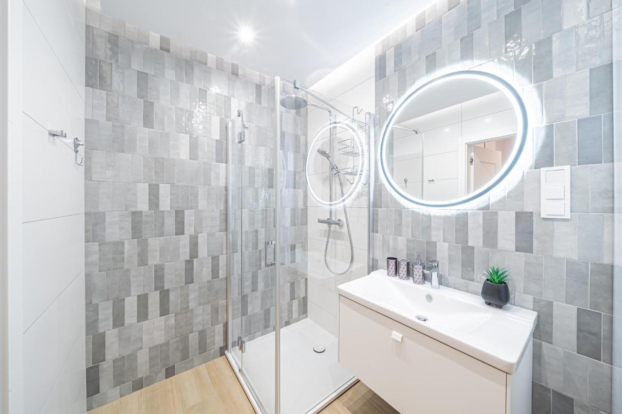 Lulu Apartments - Finn - Apartament 3Pokojowy Polanki Aqua, Basen Silownia I Garaz W Cenie Kolobrzeg Ngoại thất bức ảnh